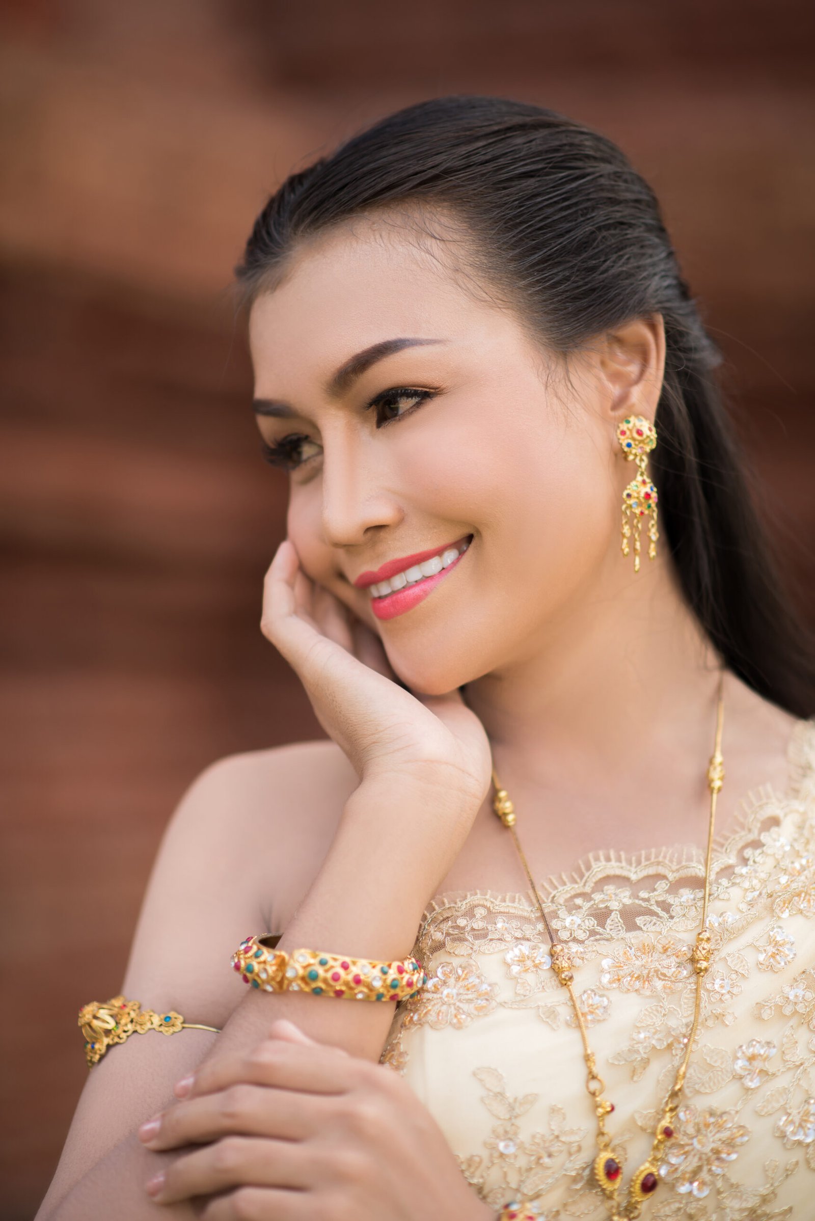 Woman wearing high-quality branded imitation jewellery